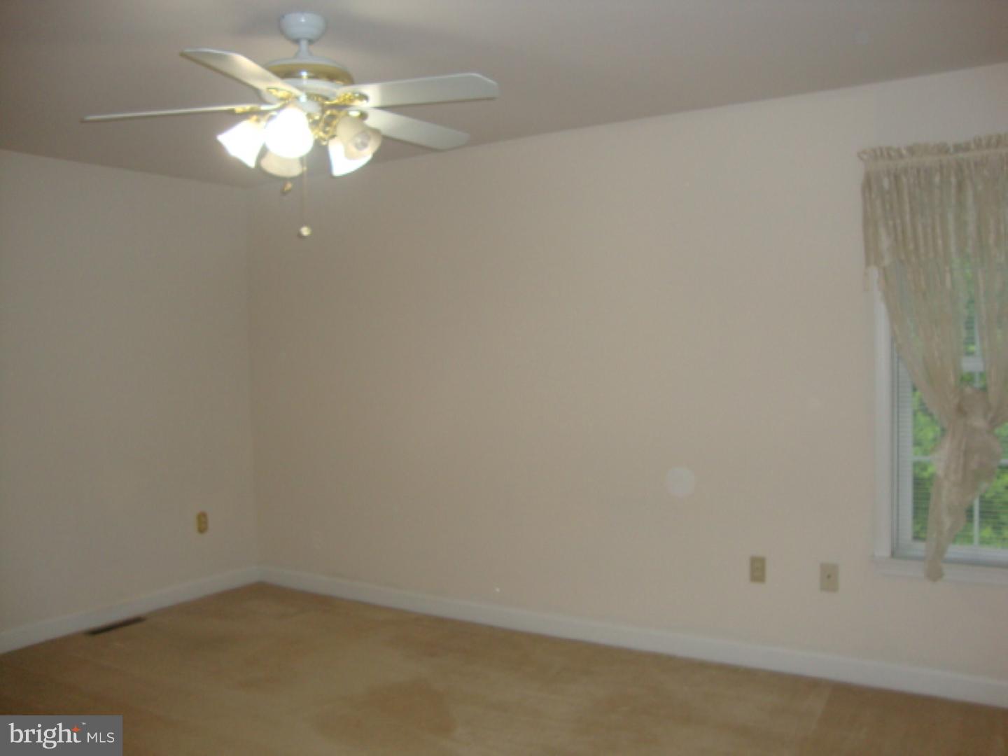307 Shelly Drive Sinking Spring, PA 19608 - Photo 18 of 24