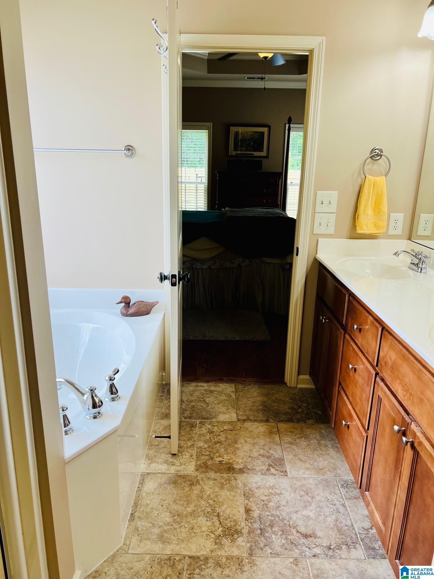 925 North Legacy Cove Springville, AL 35146 - Photo 17 of 20