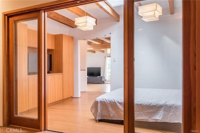 $7,500 | 2828 Pacific View Trail, Los Angeles, CA 90068