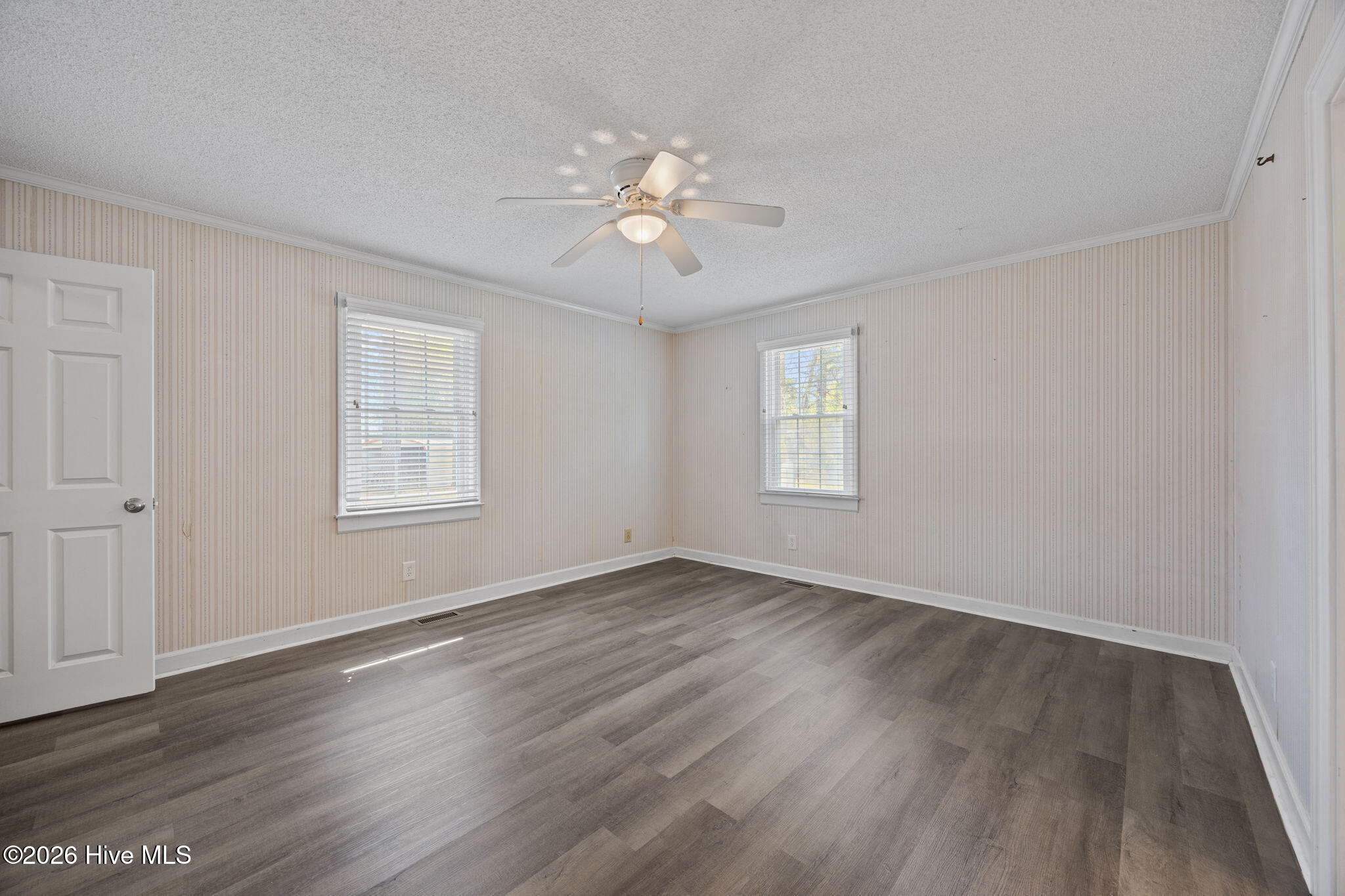 2882 Ivy Road Greenville, NC 27858 - Photo 20 of 55 20-web-or-mls-IMG_8422