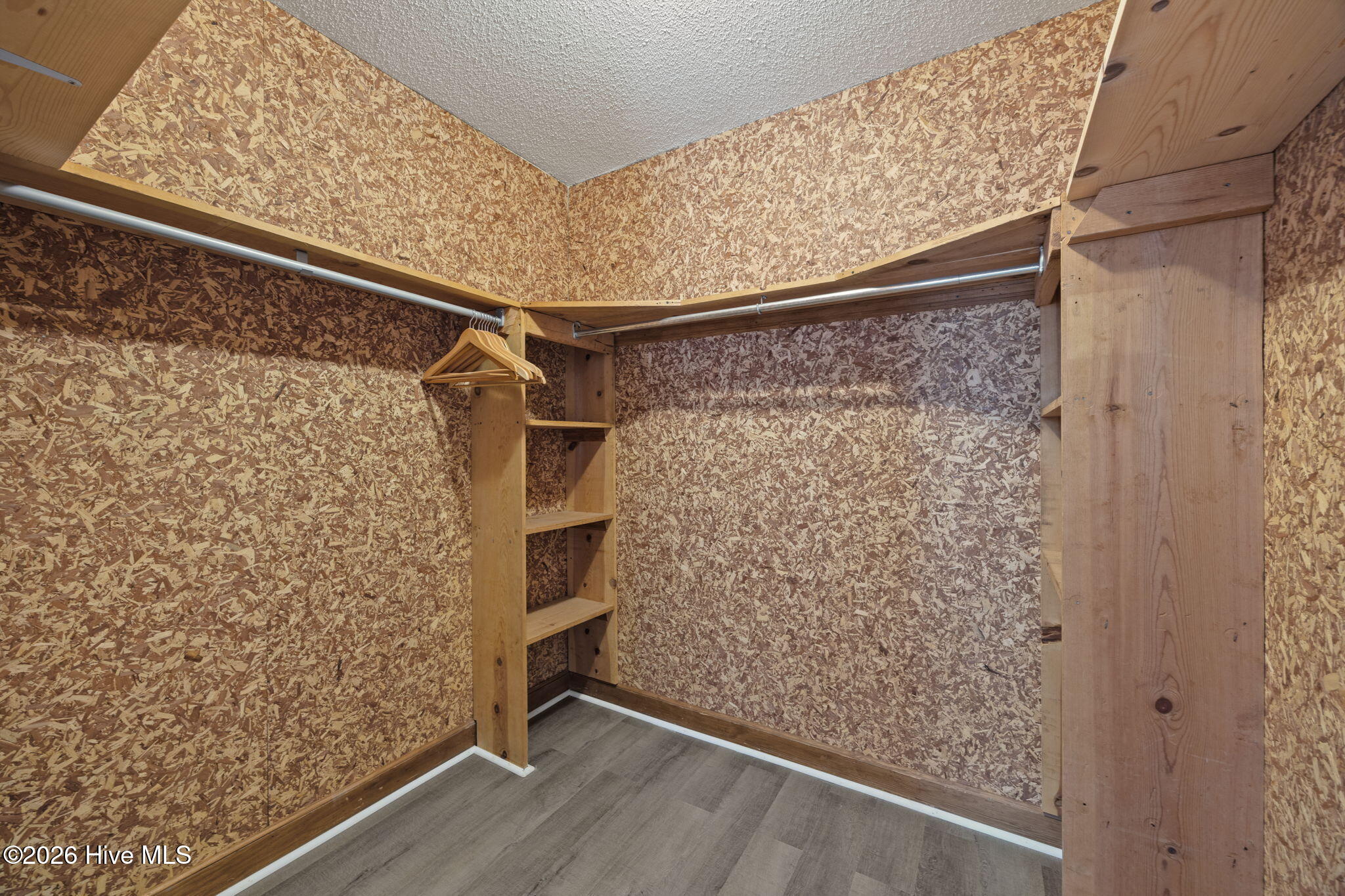 2882 Ivy Road Greenville, NC 27858 - Photo 23 of 55 23-web-or-mls-IMG_8431