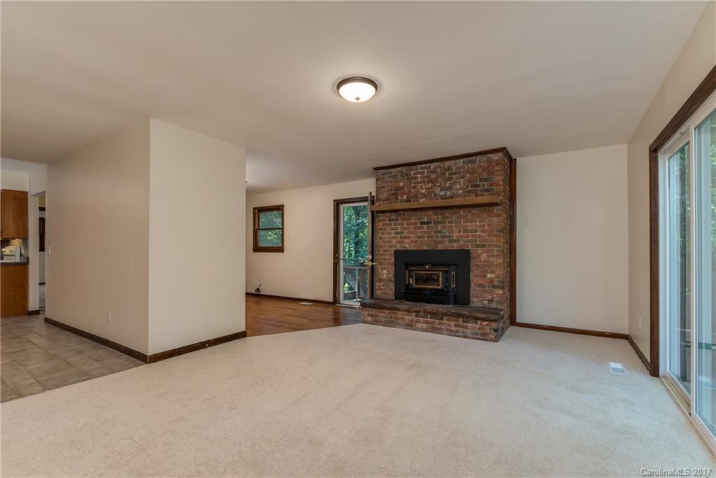 1 Country Road Hendersonville, NC 28791 - Photo 3 of 24 Gallery Image 3