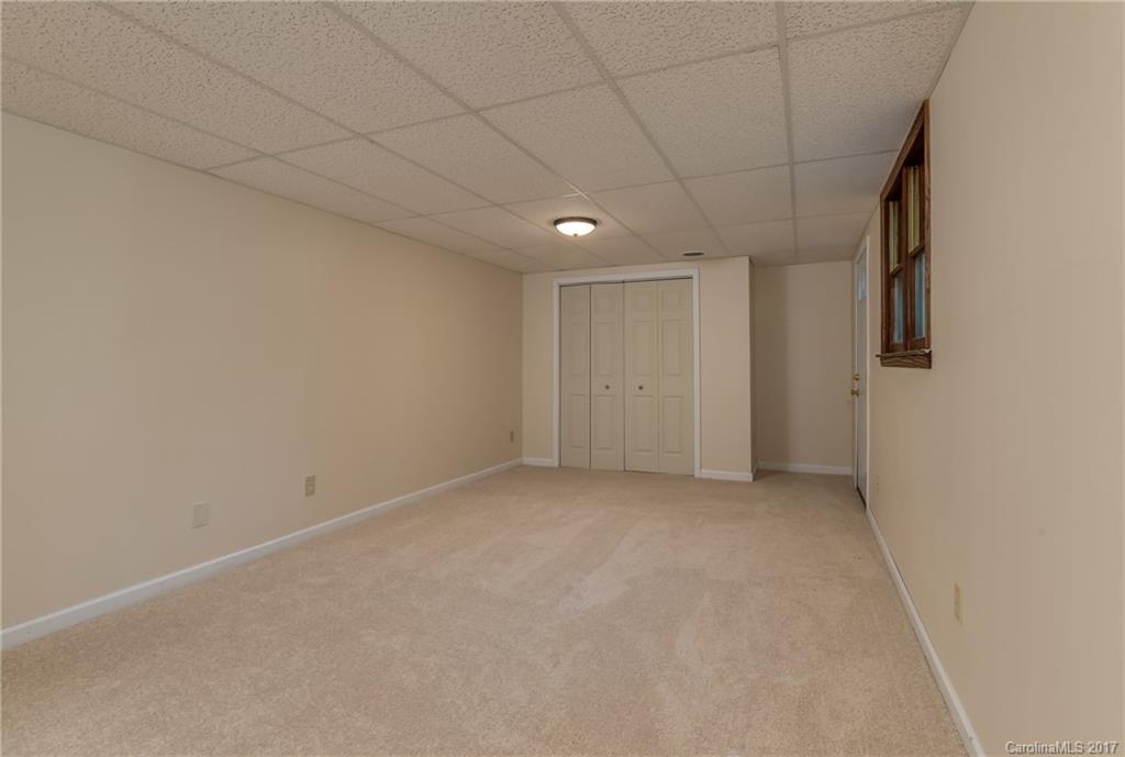 1 Country Road Hendersonville, NC 28791 - Photo 21 of 24 Gallery Image 21