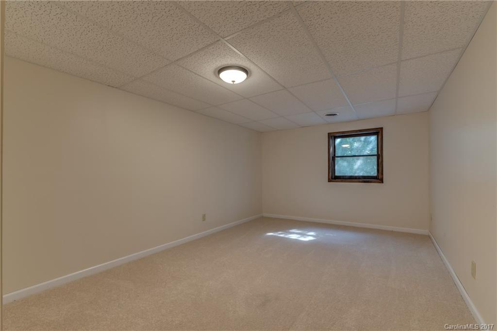 1 Country Road Hendersonville, NC 28791 - Photo 22 of 24 Gallery Image 22