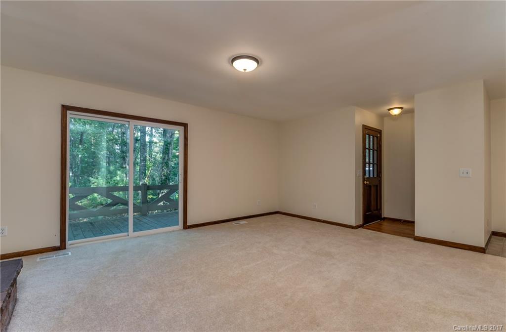 1 Country Road Hendersonville, NC 28791 - Photo 4 of 24 Gallery Image 4