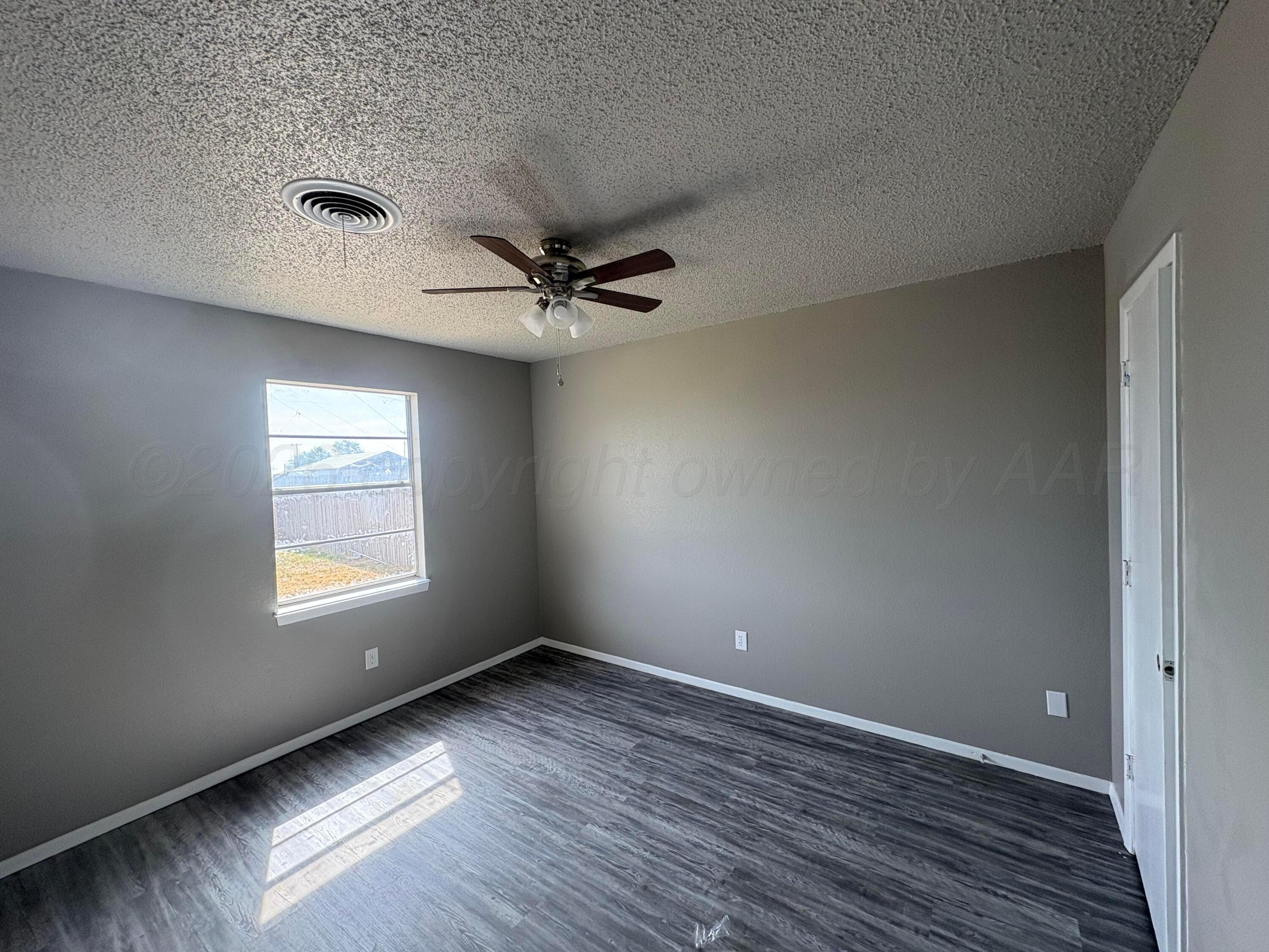 3213 Hodges Street Amarillo, TX 79103 - Photo 5 of 9 IMG_0625