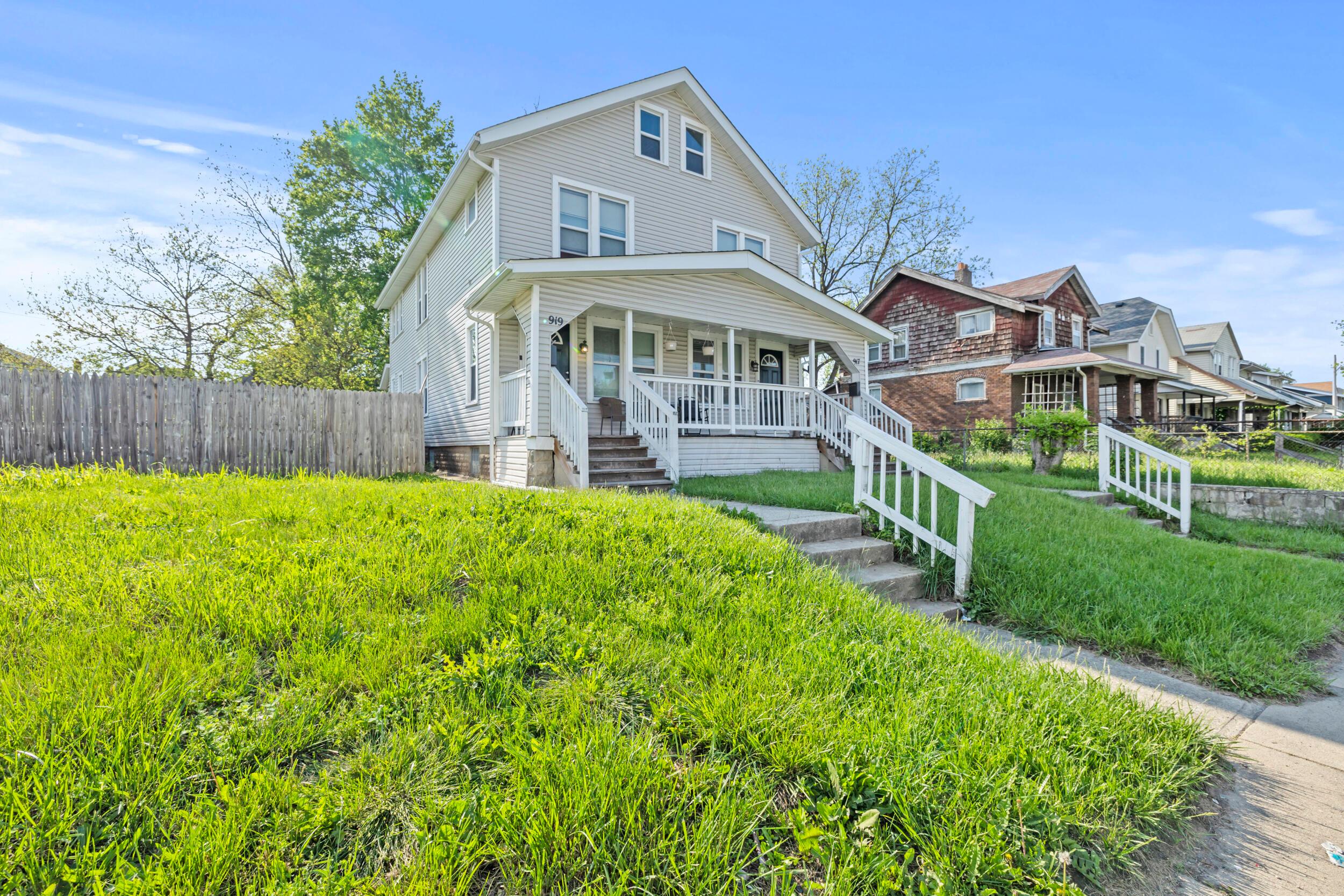 917 Lockbourne Road Columbus, OH 43206 - Photo 2 of 26 2_front 02
