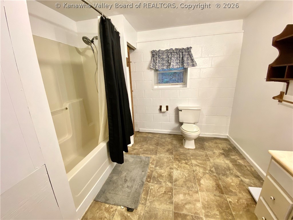 735 Barnette Road Point Pleasant, WV 25550 - Photo 11 of 49 Gallery Image 11
