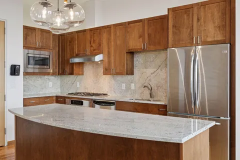 $265,000 | 201 South 11th Street, Unit 1040, Minneapolis, MN 55403