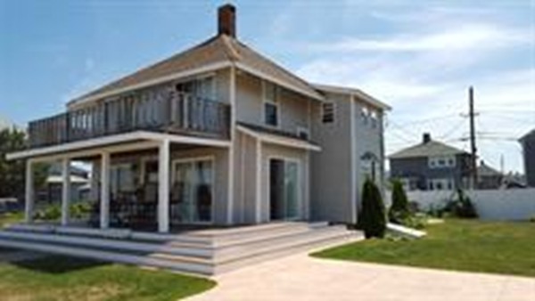 27 12th Road Marshfield, MA 02050 - Photo 1 of 14