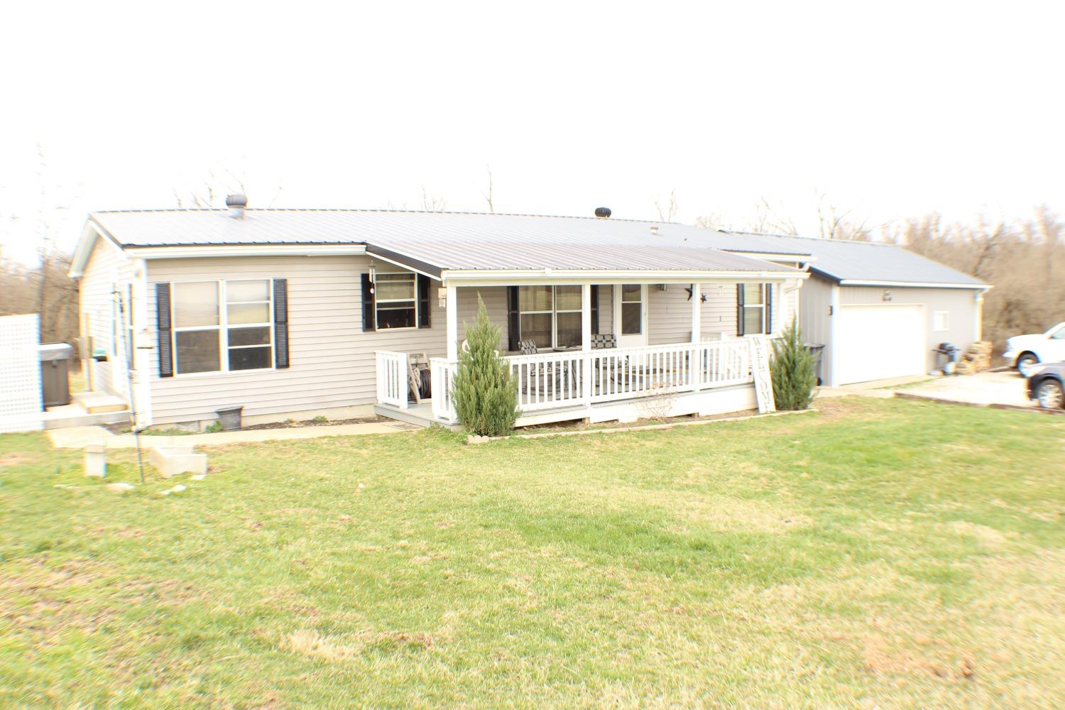 10007 Turtle Creek Road Florence, IN 47020 - Photo 1 of 31