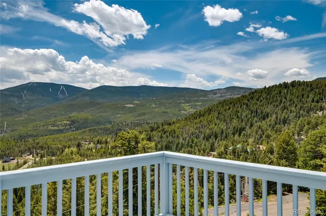 $925,000 | 33633 Elk Run, Evergreen, CO 80439