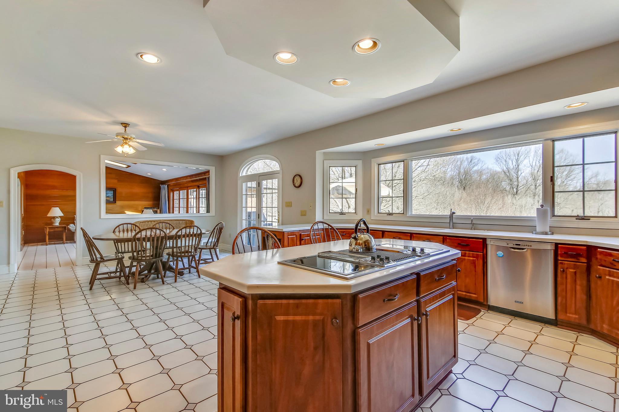 5917 Griffith Road Gaithersburg, MD 20882 - Photo 22 of 53 Gallery Image 22