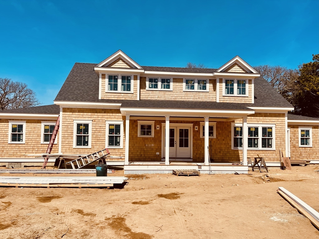 7 Martha's Way Edgartown, MA 02539 - Photo 2 of 9