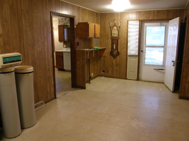 6493 North Crapo Road St. Louis, MI 48880 - Photo 16 of 26 1825515-29.JPG