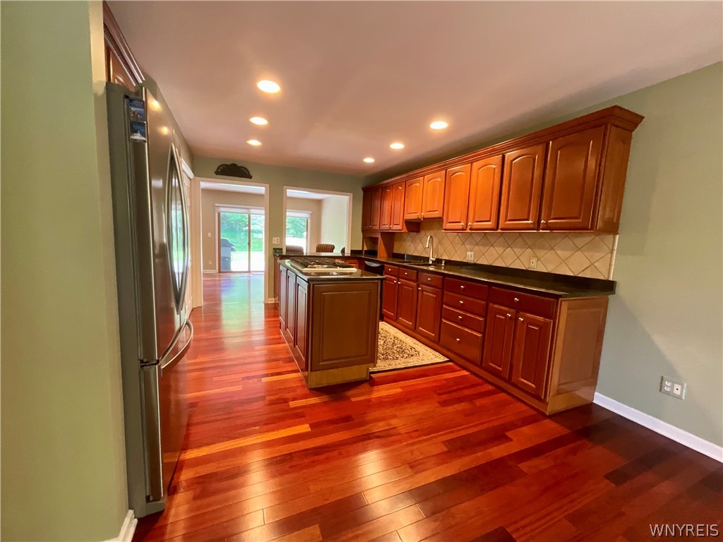 122 Hidden Ridge Common Amherst, NY 14221 - Photo 9 of 26