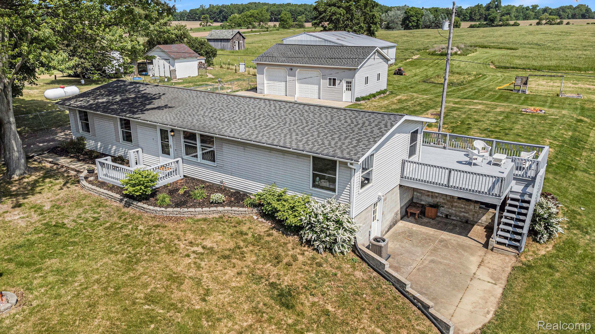 113 East Hibbard Road Owosso, MI 48867 - Photo 35 of 41 Gallery Image 35
