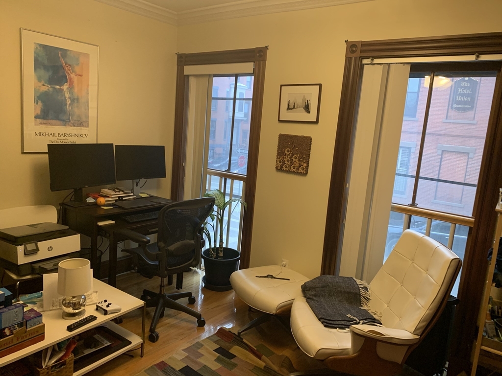 293 Shawmut Avenue, Unit 2 Boston, MA 02118 - Photo 5 of 10