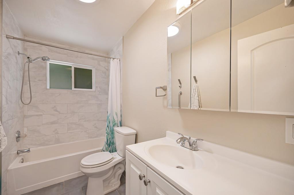 11375 Dry Creek Road Auburn, CA 95602 - Photo 24 of 33