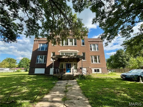 $130,000 | 610 Clay Street, Wellsville, MO 63384