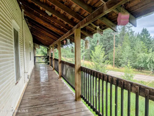 $549,900 | 6702 Kelso Lake Road, Athol, ID 83801