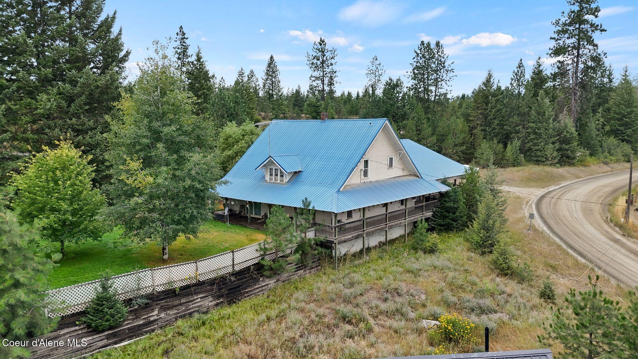 6702 Kelso Lake Road Athol, ID 83801 - Photo 2 of 32 9_Inside-Spokane-Kelso-19