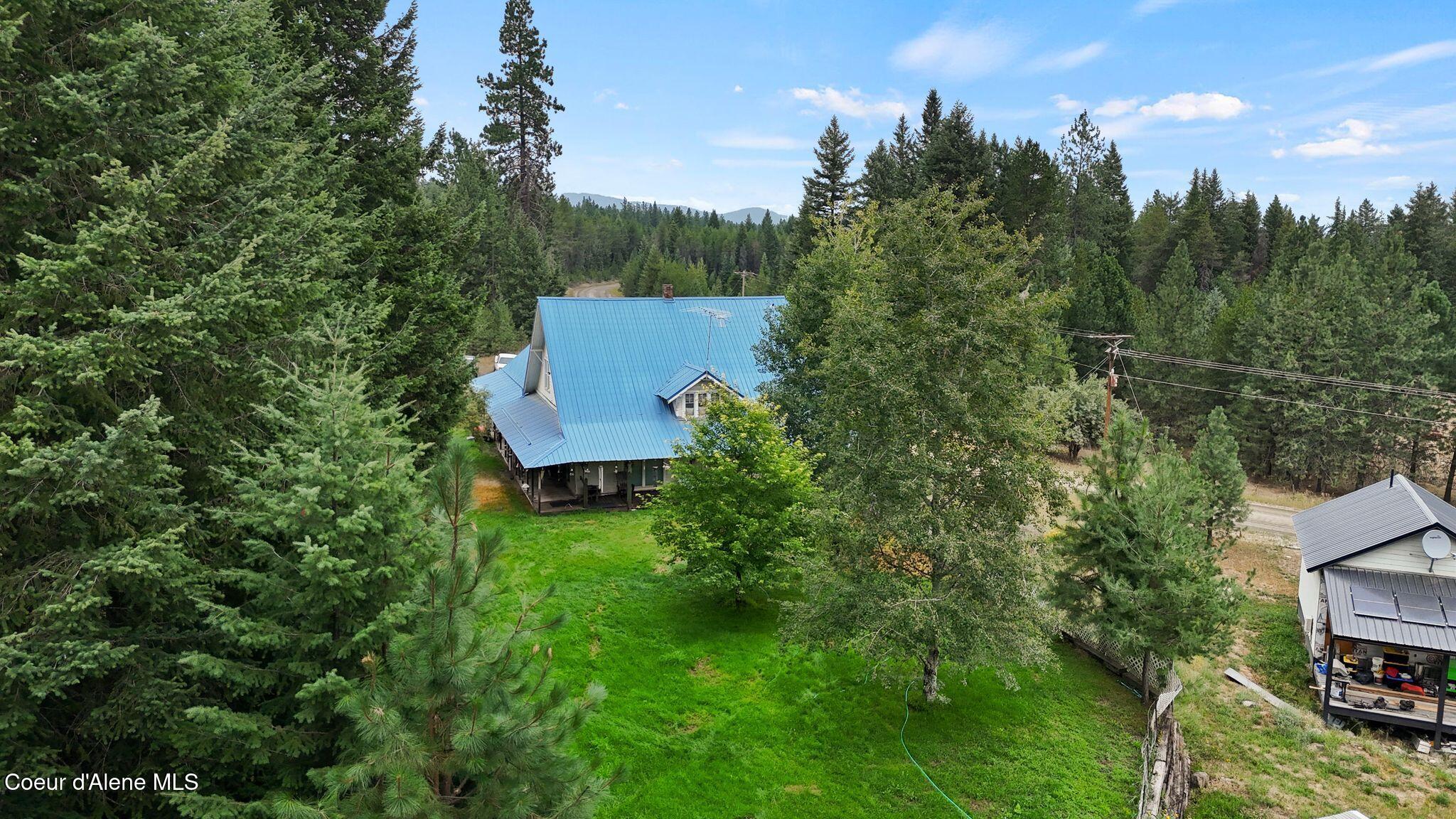 6702 Kelso Lake Road Athol, ID 83801 - Photo 5 of 32 10_Inside-Spokane-Kelso-20