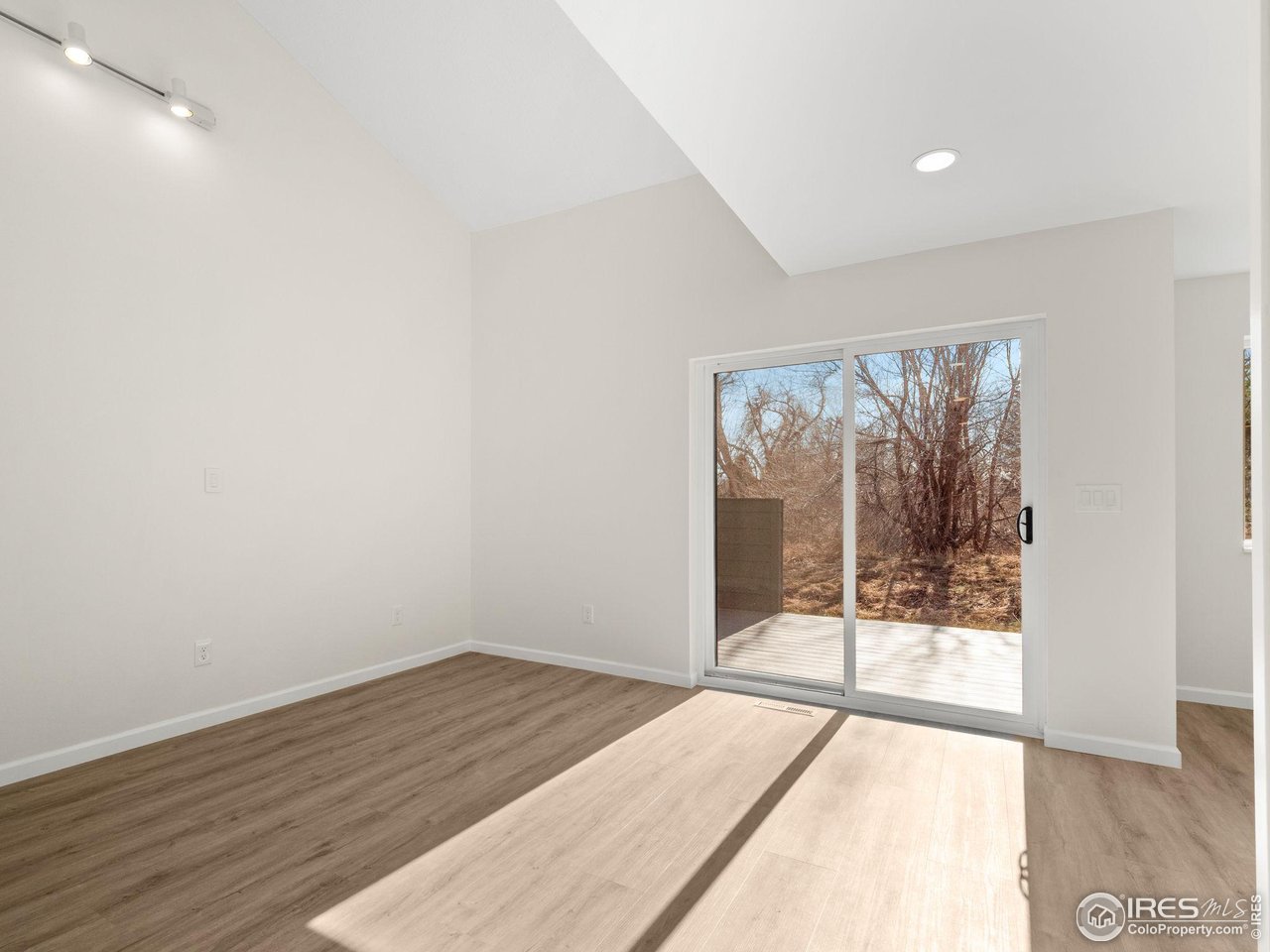4258 Corriente Place Boulder, CO 80301 - Photo 10 of 37 a view of an empty room and window