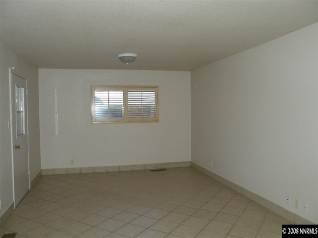 295 Hillcrest Drive Reno, NV 89509 - Photo 4 of 9 Photo 4