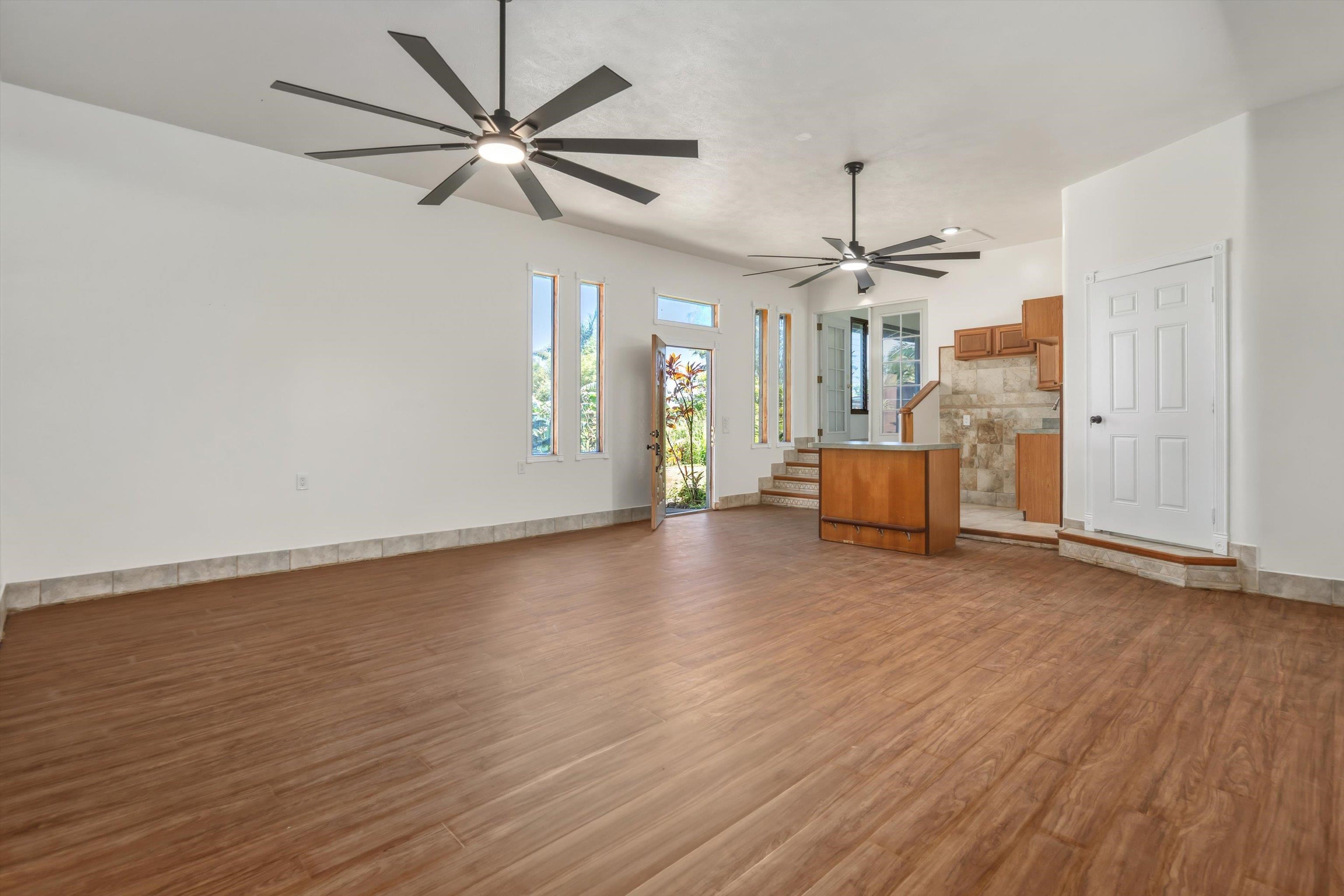 145 South Holokai Road Haiku, HI 96708 - Photo 5 of 50