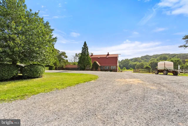 a view of an entryway