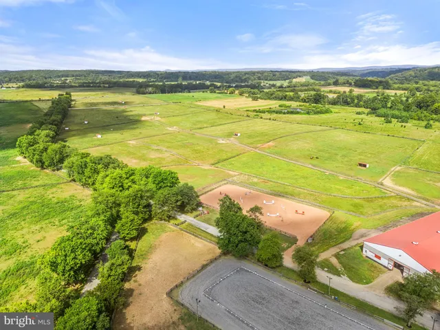 $7,900,000 | 40332 Courtland Farm Lane, Aldie, VA 20105
