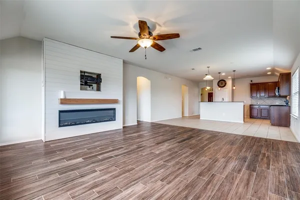 $2,500 | 2784 Cresent Lake Drive, Little Elm, TX 75068