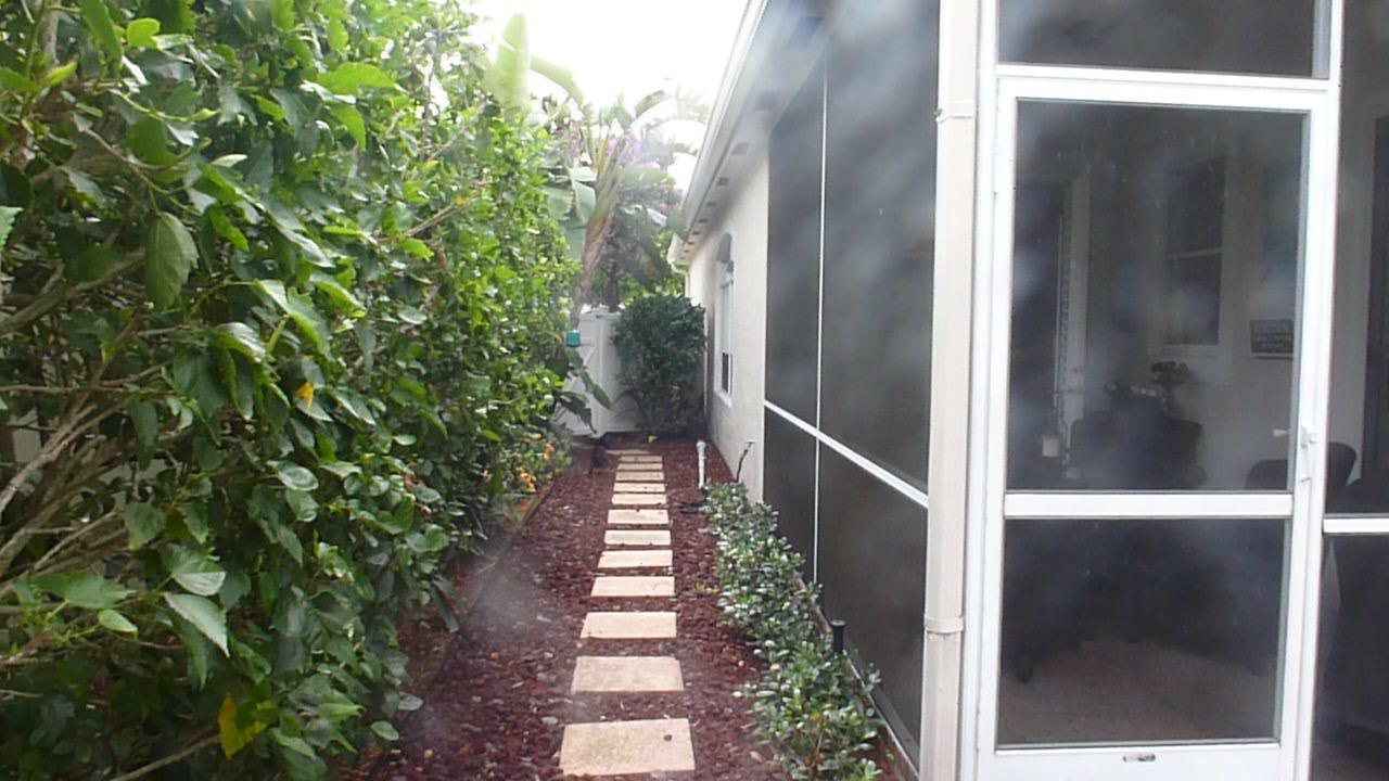 6457 Colomera Drive Boca Raton, FL 33433 - Photo 20 of 22 Garden Walkway