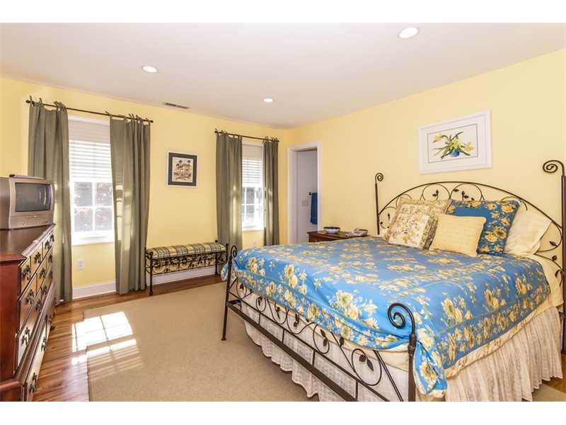 933 Westover Road Stamford, CT 06902 - Photo 15 of 25 Additional Photo