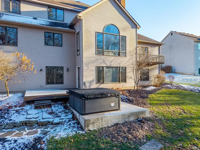 $739,900 | 6306 West Hamilton Road South, Fort Wayne, IN 46814