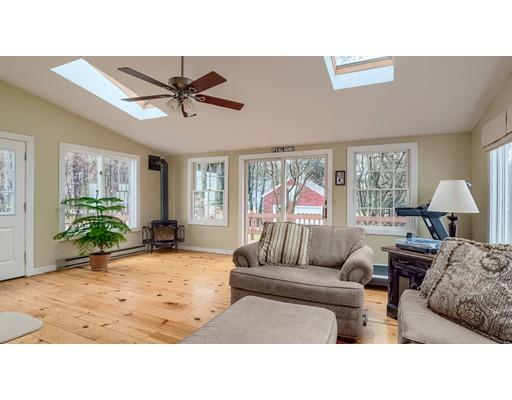 28 Orchard Road Holden, MA 01520 - Photo 3 of 26 Gallery Image 3
