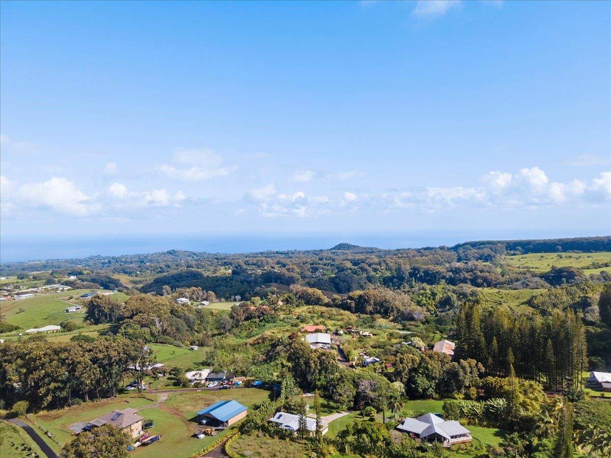 200 Awalau Road, Unit B Haiku, HI 96708 - Photo 14 of 39 an aerial view of a city