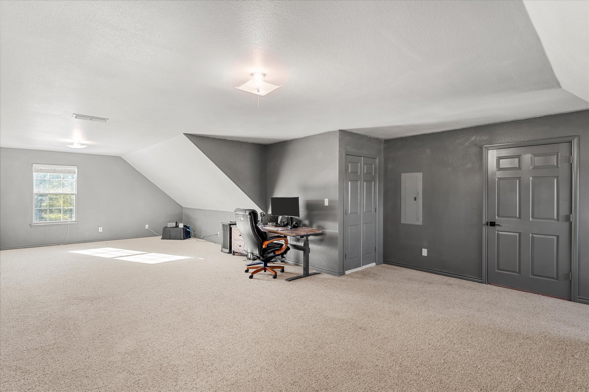 3115 Rains County Road 2610 Alba, TX 75410 - Photo 14 of 49 a view of a livingroom and a livingroom with furniture