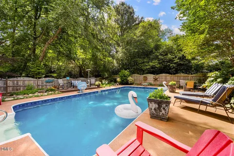 $1,250,000 | 107 Meadowglades Lane, Cary, NC 27518
