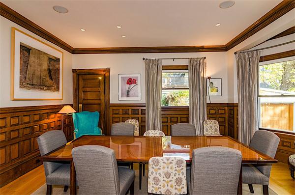 33 Manchester Road Brookline, MA 02446 - Photo 6 of 23 a living room with furniture and a window