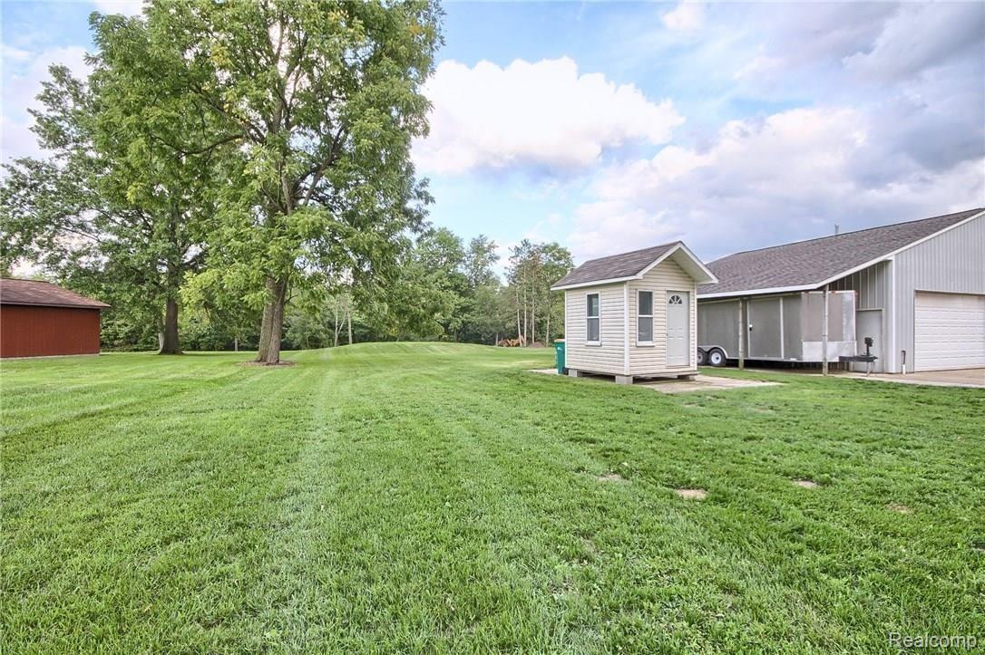 19407 Savage Road Belleville, MI 48111 - Photo 31 of 32 Backyard.jpg