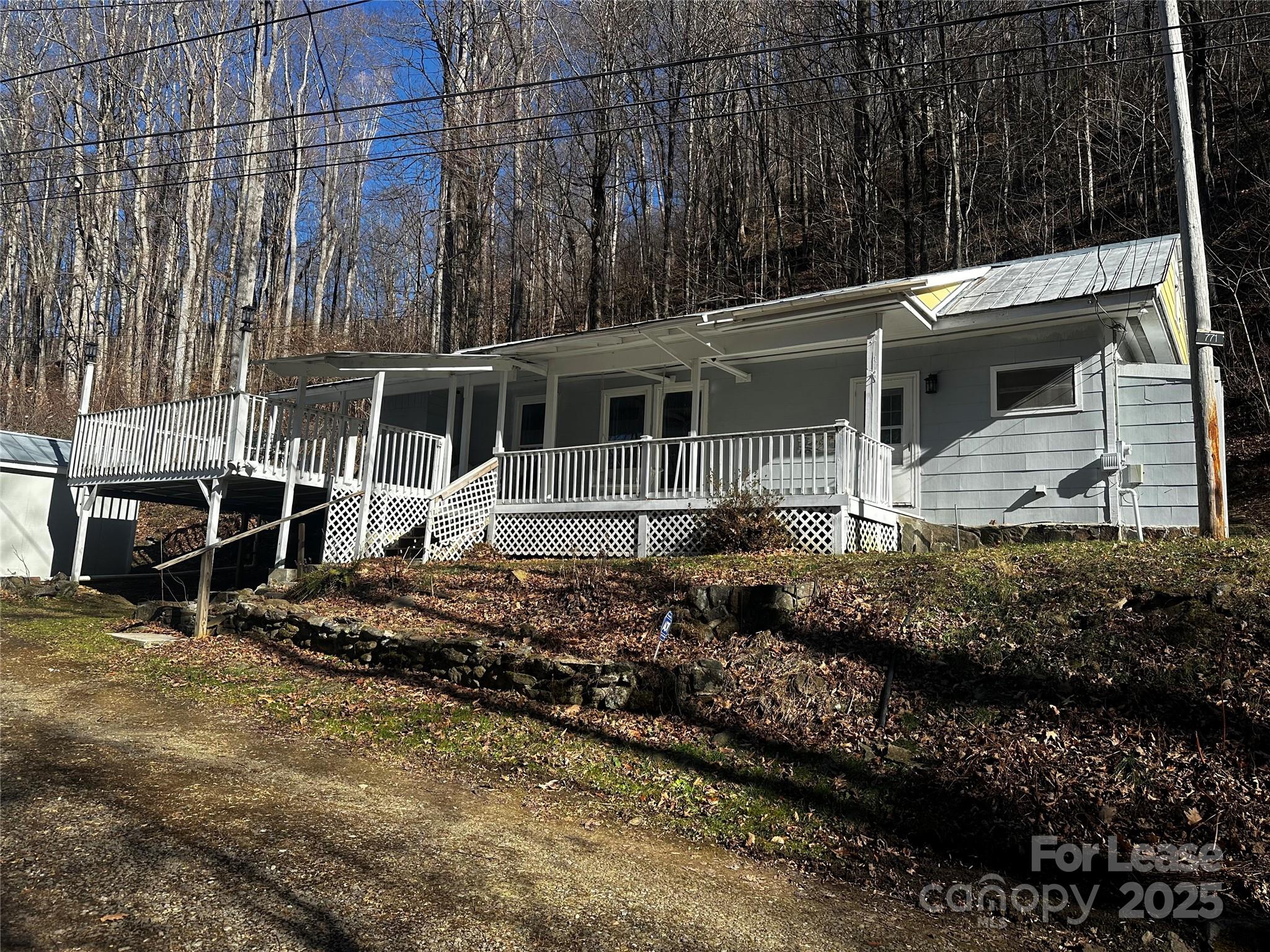 717 Deep Gap Road Burnsville, NC 28714 - Photo 2 of 23