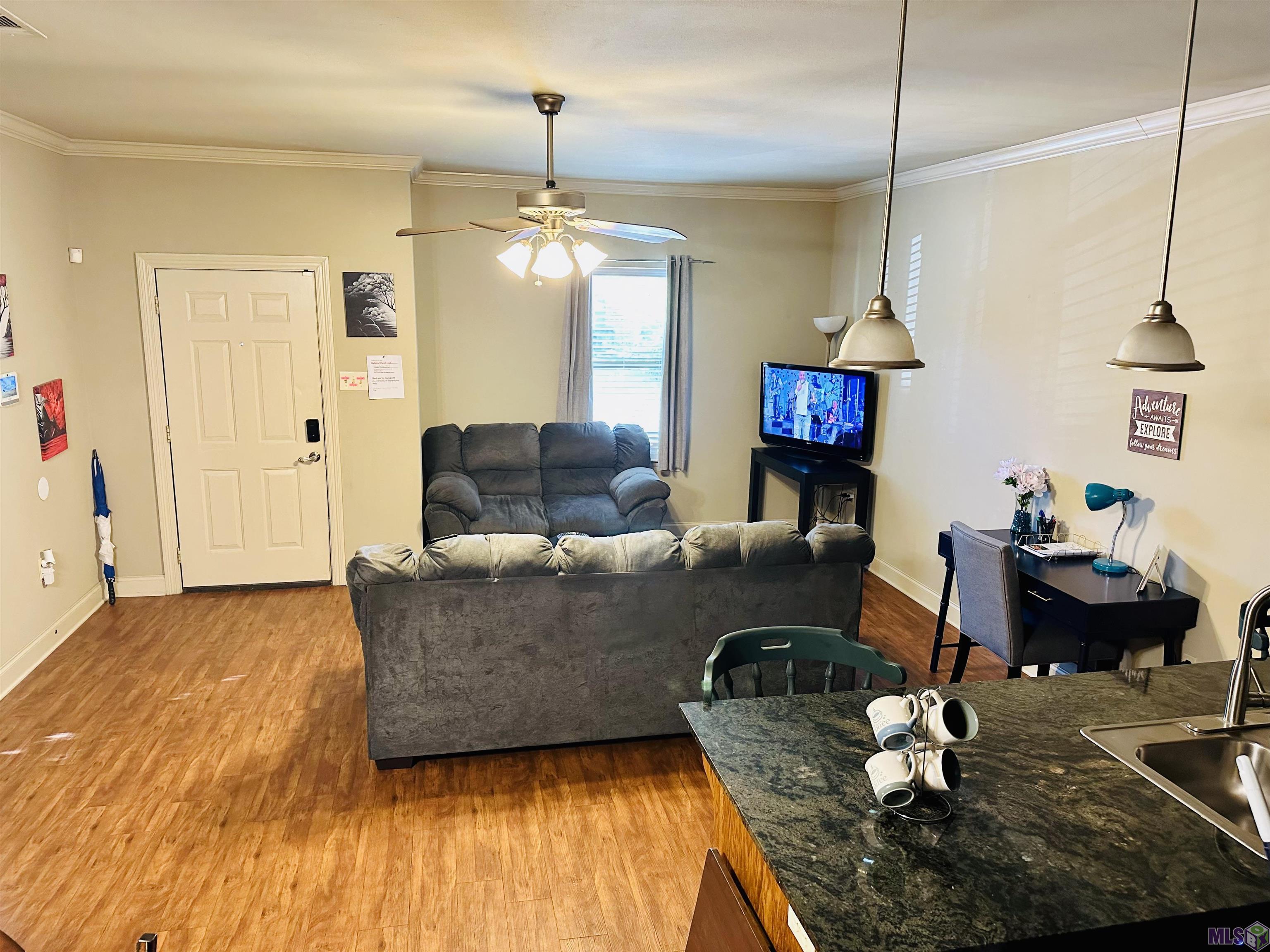 9026 Pecan Street Baton Rouge, LA 70810 - Photo 2 of 11 Family Room