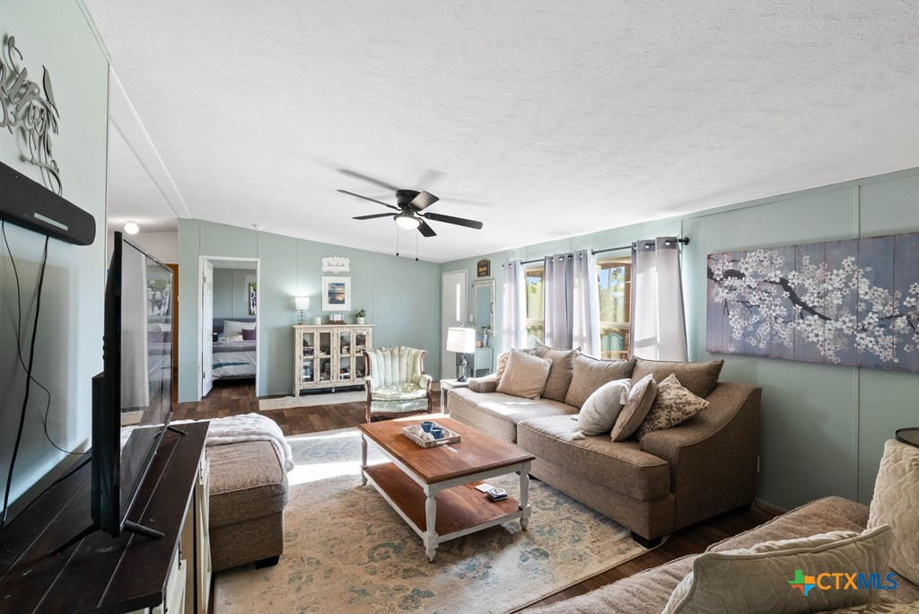 239 Allen M Parks Drive Rockport, TX 78382 - Photo 10 of 25