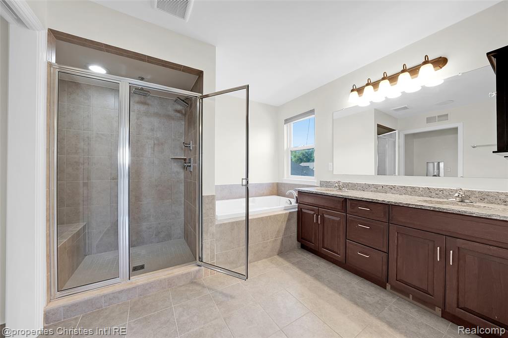 3938 Somerset Circle Rochester Hills, MI 48309 - Photo 32 of 71