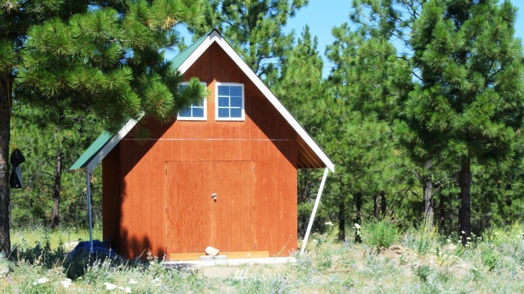 26025 Union Valley Road Chelan, WA 98816 - Photo 3 of 7 Gallery Image 3