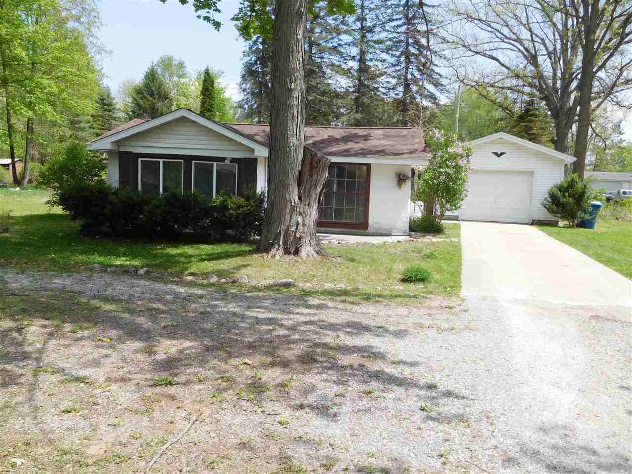 3959 McCullum Road Beaverton, MI 48612 - Photo 3 of 19