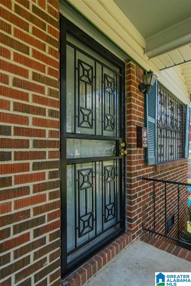 1509 19th Place Southwest Birmingham, AL 35211 - Photo 4 of 35