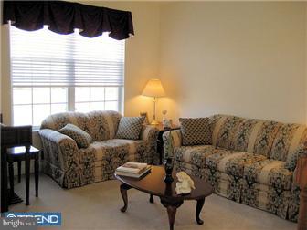 43 Wendover Road East Windsor, NJ 08520 - Photo 4 of 12 Gallery Image 4